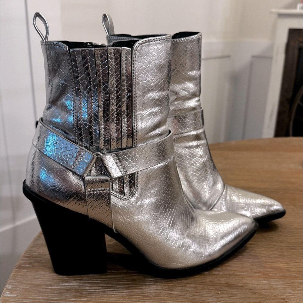 Silver Dolce Vita boots (western vibe) size 10